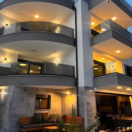 White Pearl - New * Grebaštica