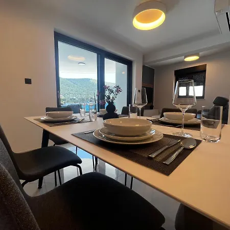 Apartment White Pearl - New Grebastica