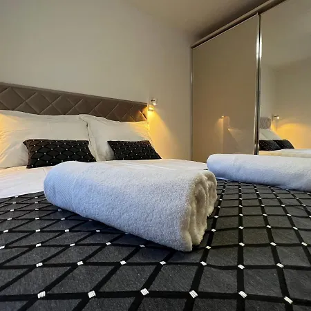 White Pearl - New Grebastica