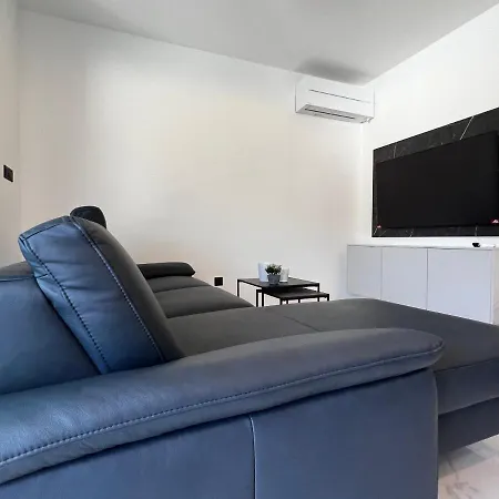 Apartman White Pearl - New Grebastica