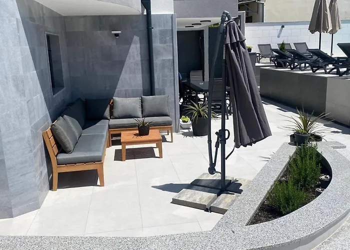 White Pearl - New * Grebastica