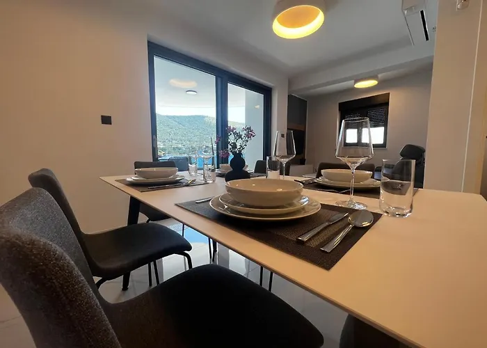 Apartment White Pearl - New Grebastica