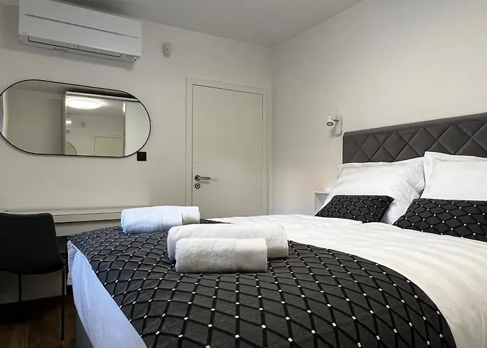 White Pearl - New * Grebaštica